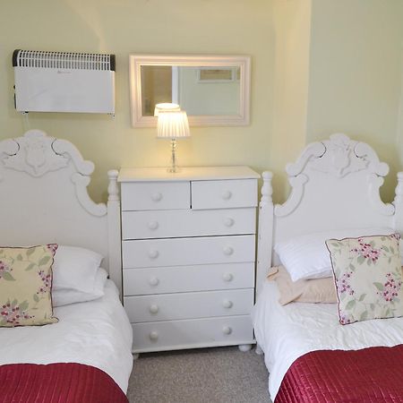 Hollyhock Cottage -Uk33553 Blakeney  Bagian luar foto